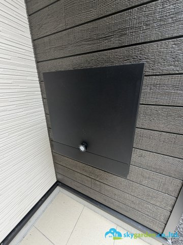 秦野市堀西第24　新築戸建　全2棟2号棟の玄関