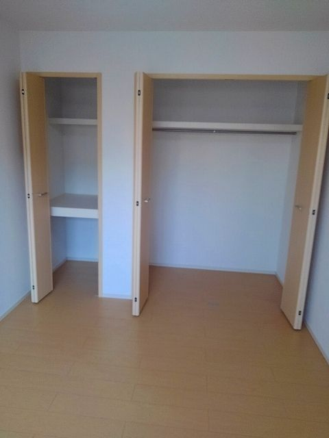 アビタシオン寅新田の収納