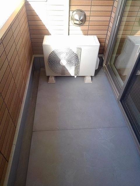 アビタシオン寅新田のバルコニー