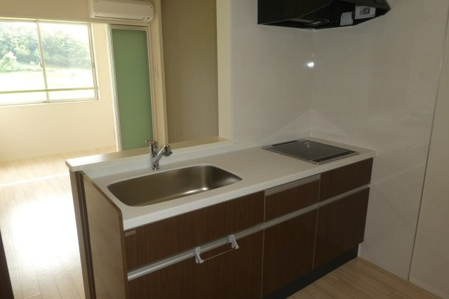 i:naテラス　ミズホのキッチン|２口IHコンロ付きシステムキッチン