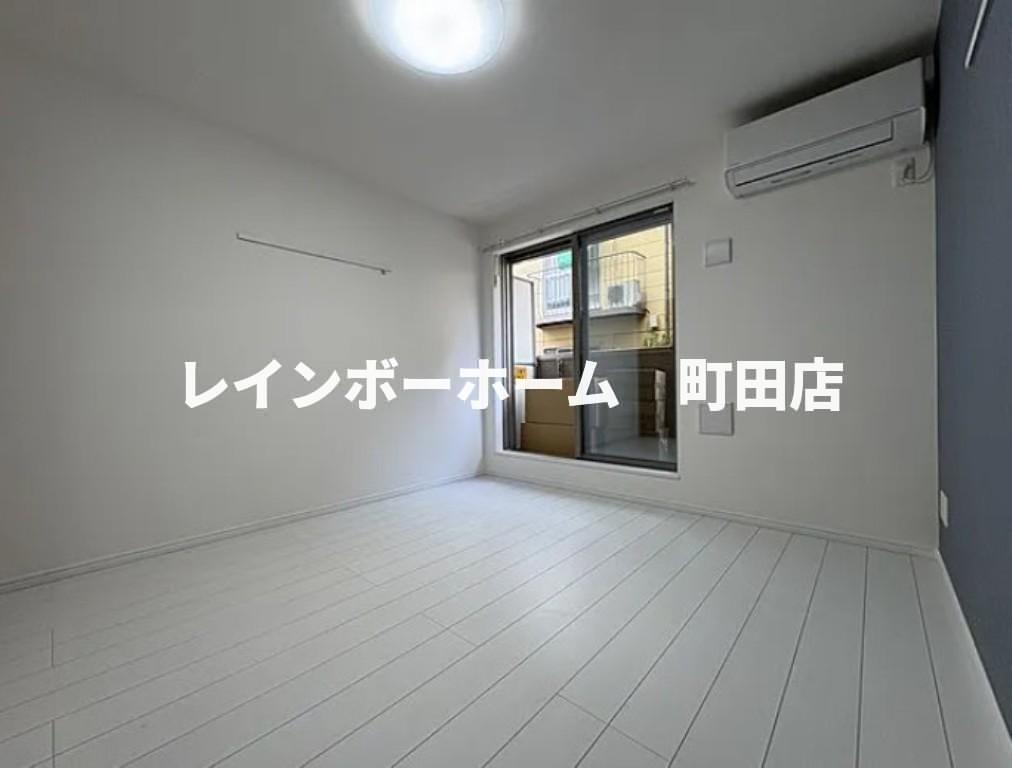 メゾンミルフィーユ海老名B号棟※初期費用分割後払いサービス利用可能物件の居間・リビング
