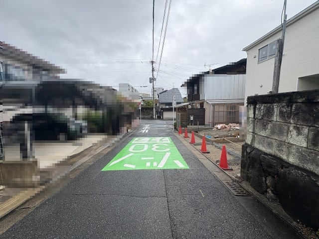 【その他】 | 福岡市東区舞松原3丁目第3　1号棟（全1棟）【仲介手数料無料・0円】 | 現地写真。前面道路です。