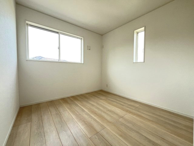【子供部屋】 | 福岡市東区舞松原3丁目第3　1号棟（全1棟）【仲介手数料無料・0円】 | 施工例。施工例は完成時と異なる場合があります。