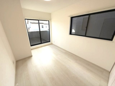 【洋室】 | スクエア春日
