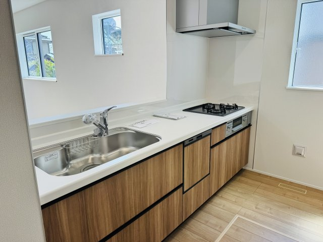 八王子市　川口町　新築一戸建て　２４ー６期のキッチン|～使い勝手の良いシステムキッチン～
