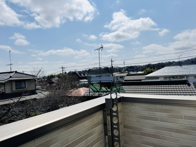 八王子市　川口町　新築一戸建て　２４ー６期のバルコニー|～陽当たりの良い南向きのバルコニー～
