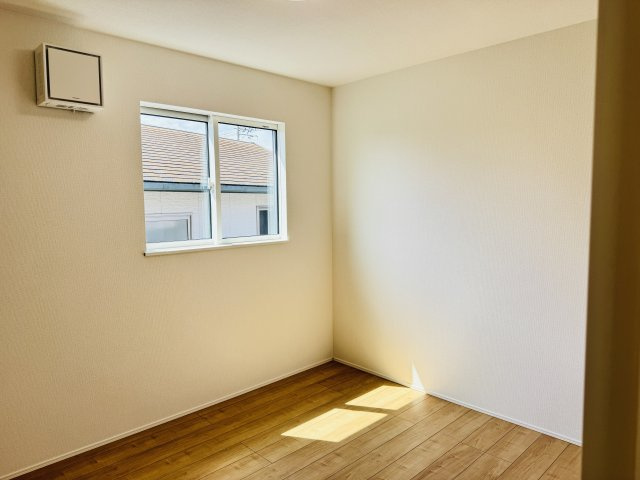 八王子市　川口町　新築一戸建て　２４ー６期の洋室|～2階5.2帖の洋室です～