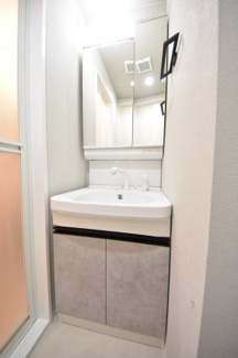 【独立洗面台】 | レジデンス三宮ライン