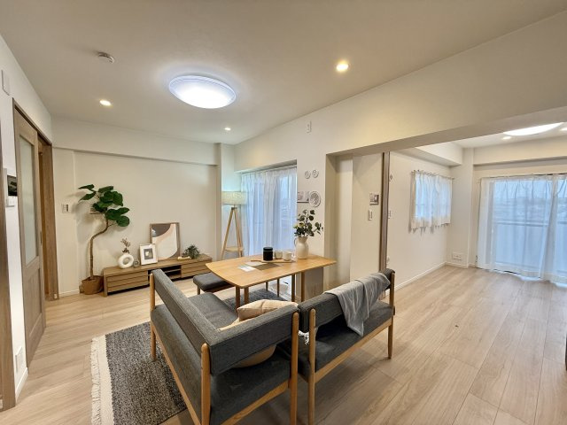 桜上水山森マンションの内観：施工例|※同仕様基準写真

現地ご見学希望・資料請求などお気軽にお問い合わせ下さい！
03-5990-5201