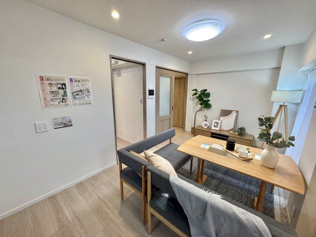 桜上水山森マンションの内観：施工例|※同仕様基準写真

現地ご見学希望・資料請求などお気軽にお問い合わせ下さい！
03-5990-5201