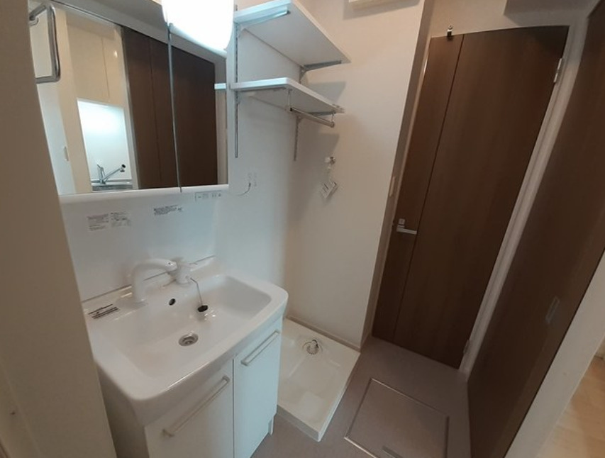 プラスエス英賀清水の洗面所