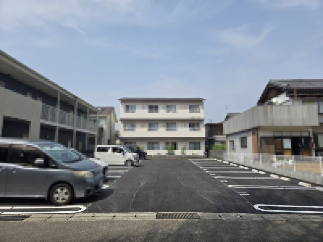 YMハイツ駐車場