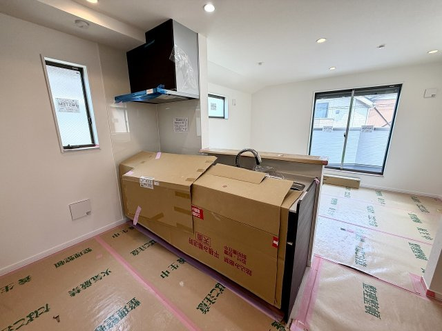 練馬区旭町3丁目　駅近×車庫付　快適コンパクト住宅　限定1棟のキッチン