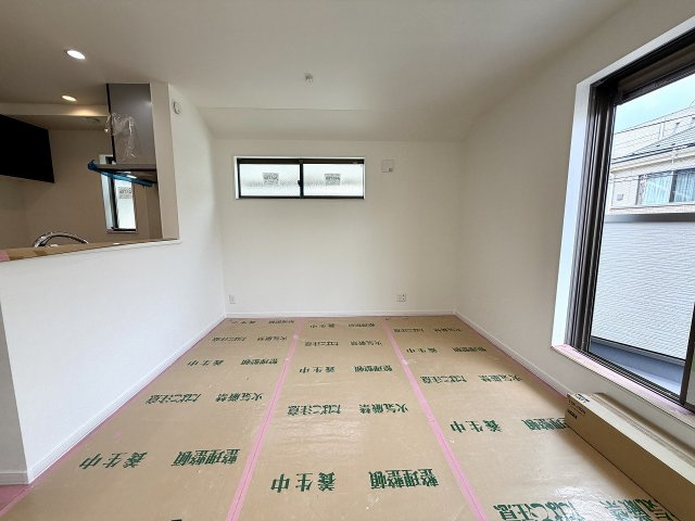 練馬区旭町3丁目　駅近×車庫付　快適コンパクト住宅　限定1棟の居間・リビング