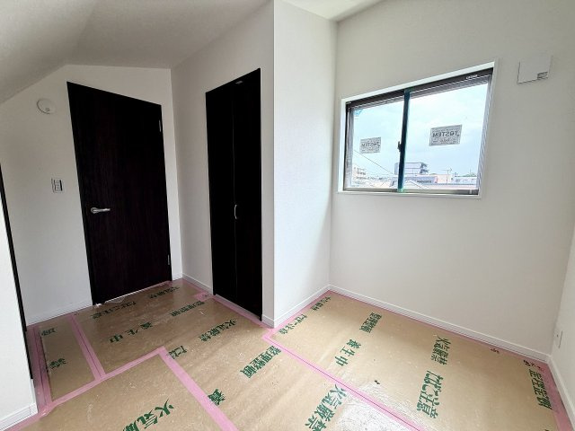 練馬区旭町3丁目　駅近×車庫付　快適コンパクト住宅　限定1棟の洋室