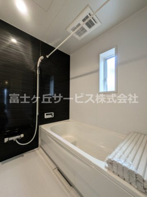 【浴室】 | 富士宮市宮原 25期 新築一戸建て | ゆったり過ごせるお風呂です