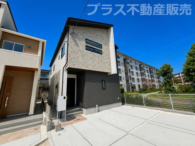 【外観】 | 福岡市早良区干隈4丁目　1号棟（全3棟）【仲介手数料無料・0円】 | 現地写真。同じ物件を見るなら、プラス不動産販売にお任せ下さい。