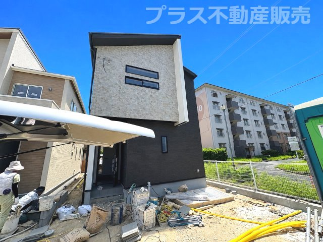 【外観】 | 福岡市早良区干隈4丁目　1号棟（全3棟）【仲介手数料無料・0円】 | 現地写真。同じ物件を見るなら、プラス不動産販売にお任せ下さい。