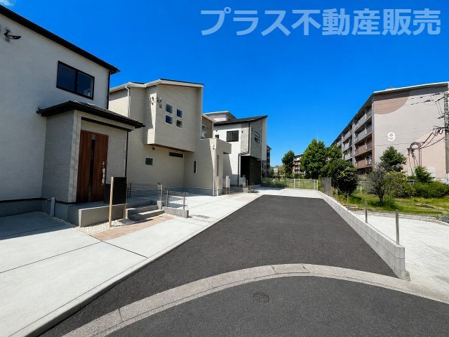 【外観】 | 福岡市早良区干隈4丁目　1号棟（全3棟）【仲介手数料無料・0円】 | 現地写真。プラス不動産販売なら、現場の全ての棟をまとめてご見学頂けます。