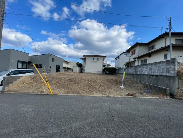 【前面道路含む現地写真】の画像