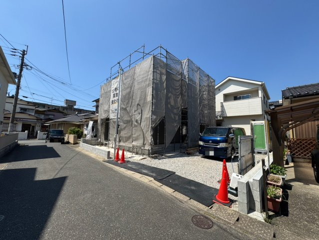 SUN COURTーサンコート－小倉南区南方5丁目【小倉南区　新築戸建て】の前面道路含む現地写真|現地撮影　2026,5,30　SUN COURTーサンコート－小倉南区南方5丁目【小倉南区　新築戸建て】