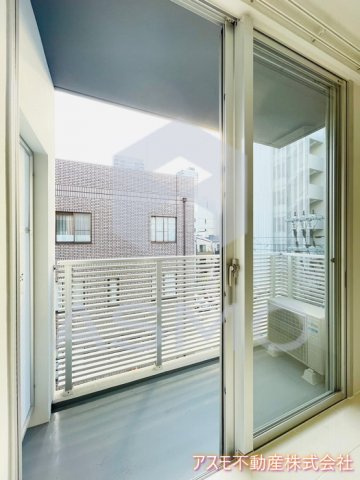 【バルコニー】