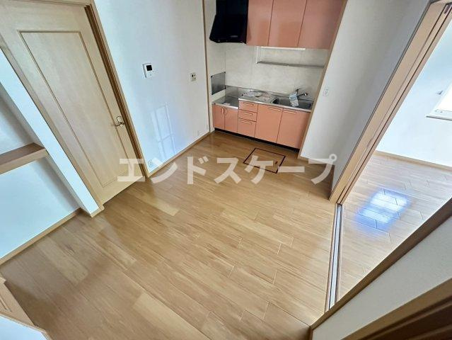 クレールコートの居間・リビング|高崎、前橋のお部屋探しはエンドスケープまで！お客様の理想お聞かせ下さい♪