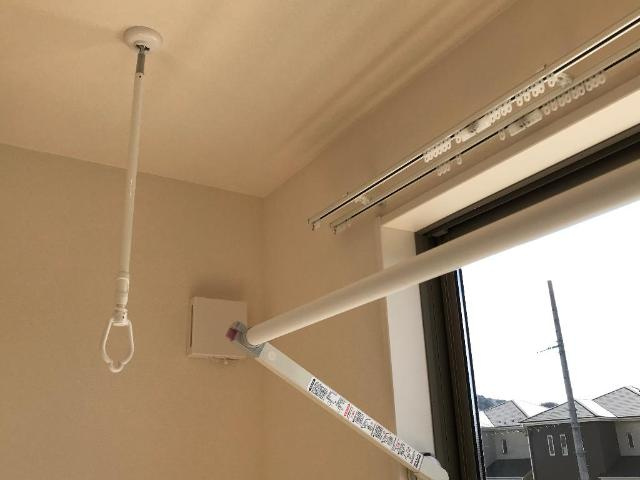 仮）茂原町新築アパートの設備|室内物干金具（イメージ）