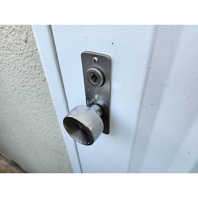 いせやハイツの玄関