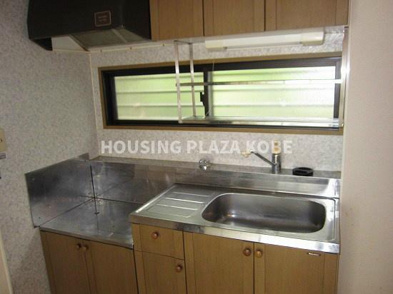 エステート塩屋山手のキッチン