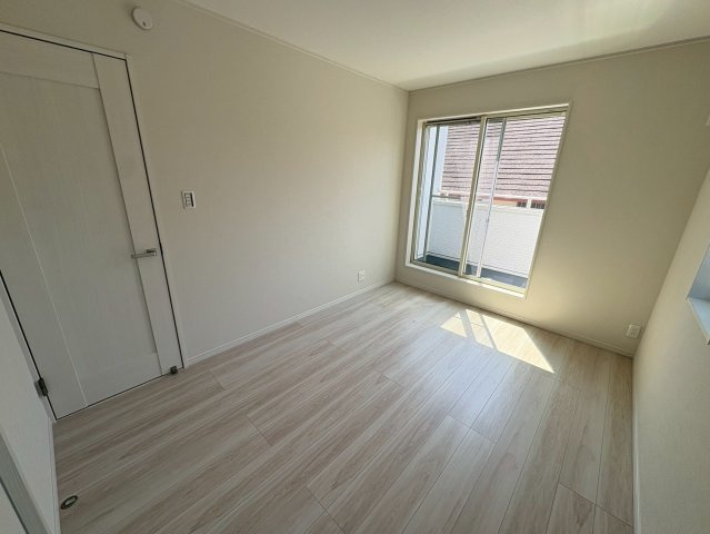 垂水区つつじヶ丘６丁目　新築戸建ての洋室|個人の部屋や寝室として使える洋室です