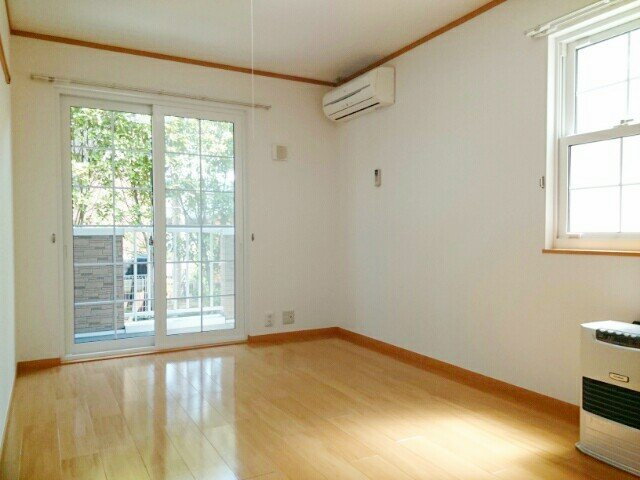 Ｎ’サンリットガーデンの居間・リビング