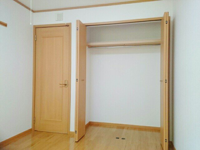 Ｎ’サンリットガーデンの収納