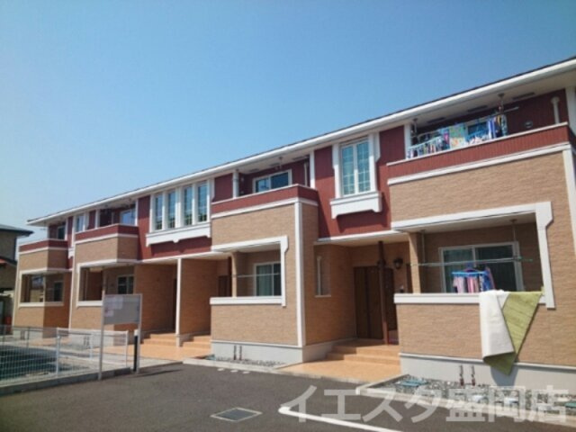 フラーヴの外観