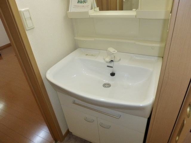 ミーテ通生Ⅱの独立洗面台