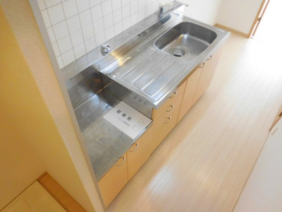 【キッチン】 | ジュモオネティ | コンパクトなキッチンで掃除もラクラク