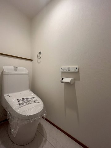 戸建 北区西が丘２丁目のトイレ|現地写真