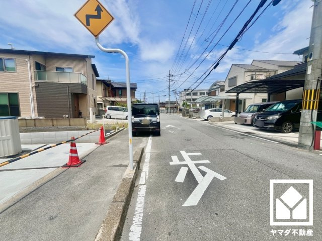 宇治市広野町寺山　2期　1号地の前面道路含む現地写真