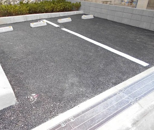 RIDGE王子神谷の駐車場