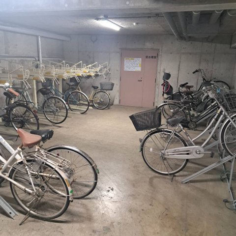 モリスステーションプラザ志木の駐輪場