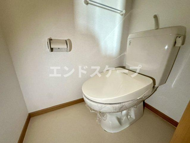 プリート・コルソＢのトイレ|高崎、前橋のお部屋探しはエンドスケープまで！お客様の理想お聞かせ下さい♪