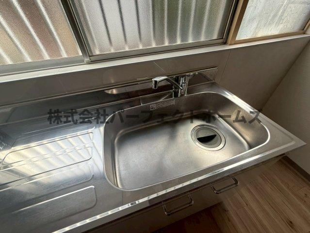 枚方市南中振２丁目の一戸建てのキッチン|キッチンでお料理をお楽しみください