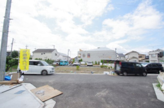 【駐車場】 | 【仲介手数料無料！！】府中市分梅町3丁目　新築戸建て（全5棟）5号棟　7190万円 | 正面に府中保育園が見えます