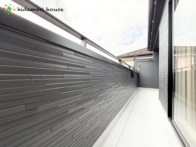 上尾市本町5丁目　新築戸建　ブルーミング01のバルコニー