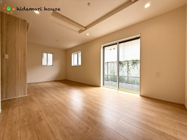 上尾市本町5丁目　新築戸建　ブルーミング01の居間・リビング|1階LDK：17.25帖