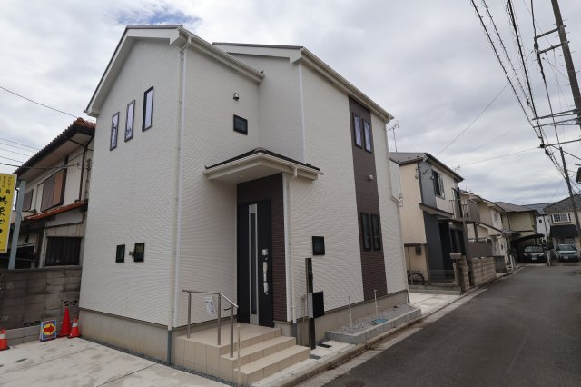 《仲介手数料無料》川越市石原町２丁目40-23新築一戸建てハートフルタウンの外観|撮影日 2026年8月11日 11:00 曇り