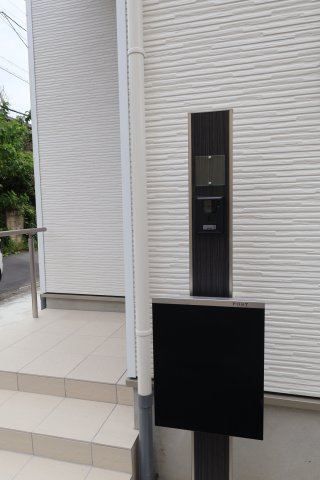 《仲介手数料無料》川越市石原町２丁目40-23新築一戸建てハートフルタウンのセキュリティ