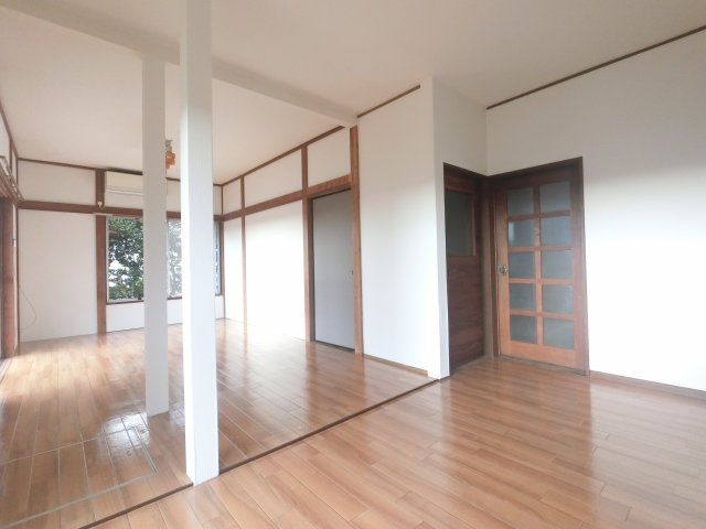 【居間・リビング】