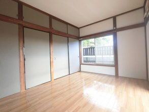【寝室】