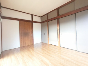 【寝室】